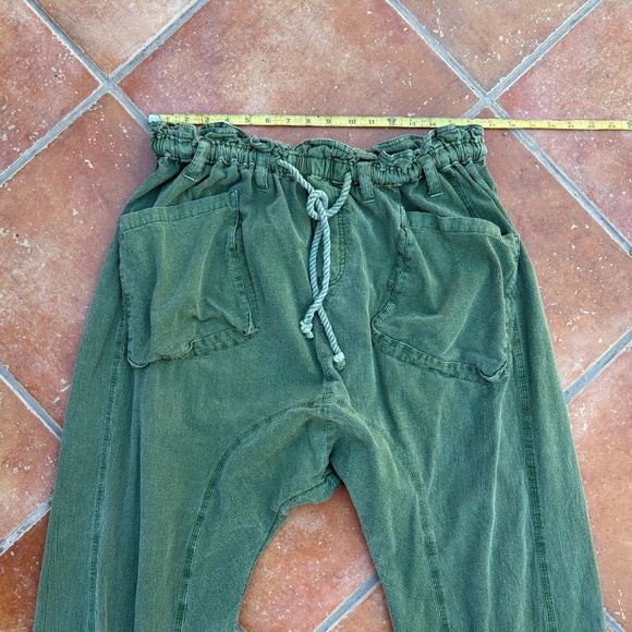 Free People Runyon Oversized Harem Pants Green Size S - Picture 6 of 7